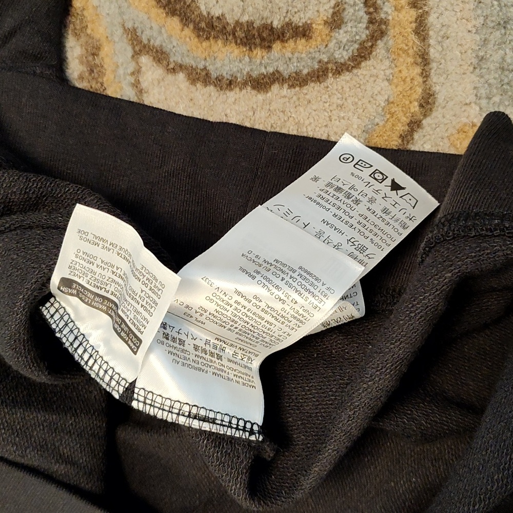 Black French terry pullover with fringed sleeve - Picture 6 of 7